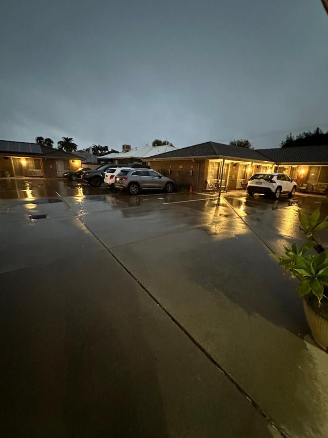 Pevensey Motor Lodge Echuca Exterior photo